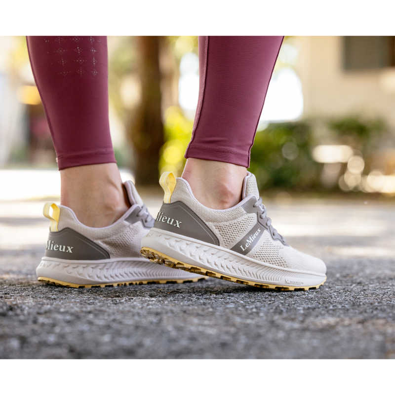 LeMieux Trax-Lite Trainer - Pecan-10
