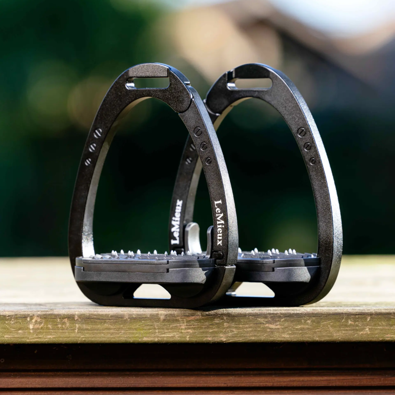 LeMieux Vector Control Stirrup - Black-3