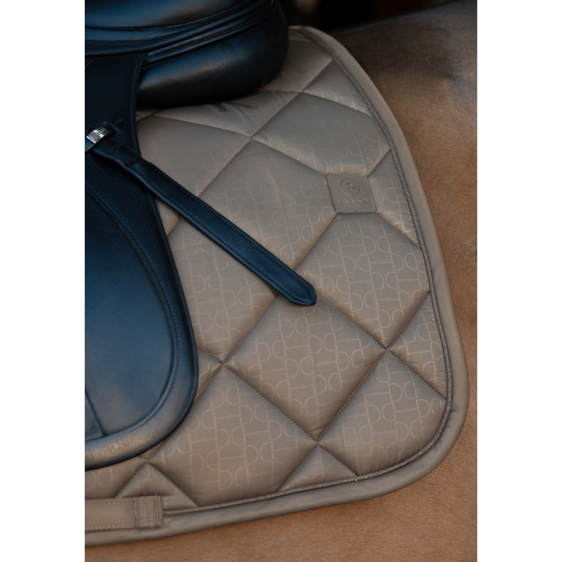 Eskadron Glossy Bit Saddlecloth Platinum SS25 - Smokey Taupe-3