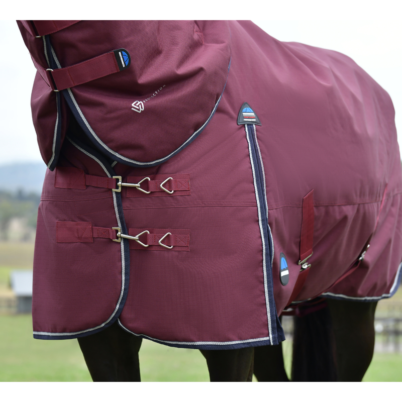 WeatherBeeta ComfiTec Essential Turnout Detach-A-Neck 50g Rug - Burgundy/Navy-4
