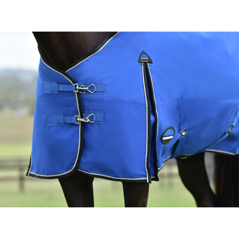 WeatherBeeta ComfiTec Essential Turnout 220g Rug - Cobalt/Black-2