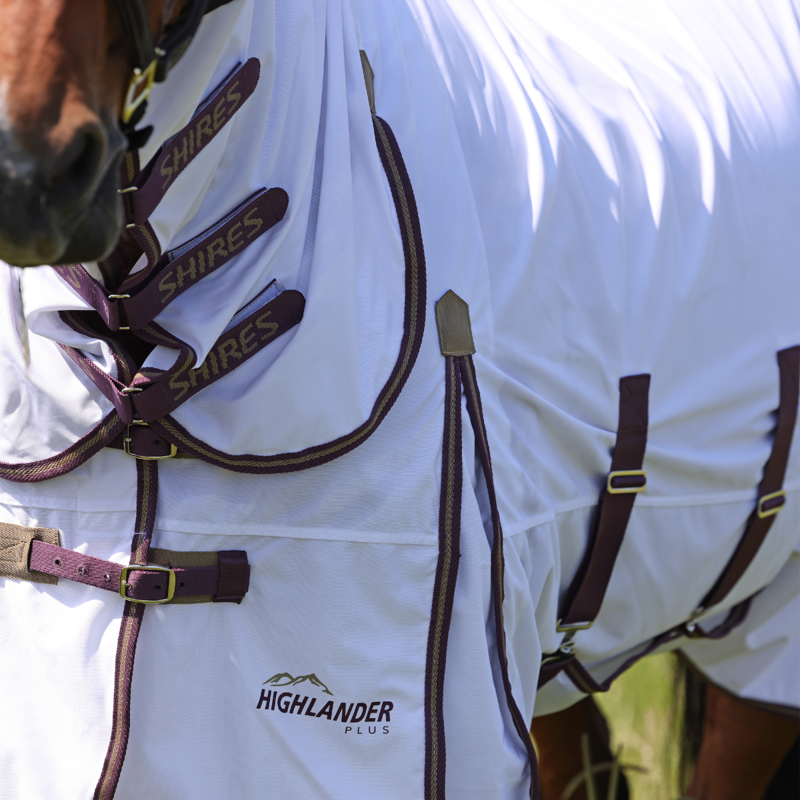 Shires Highlander Plus Fly Sheet Combo Rug - White/Black Cherry-1