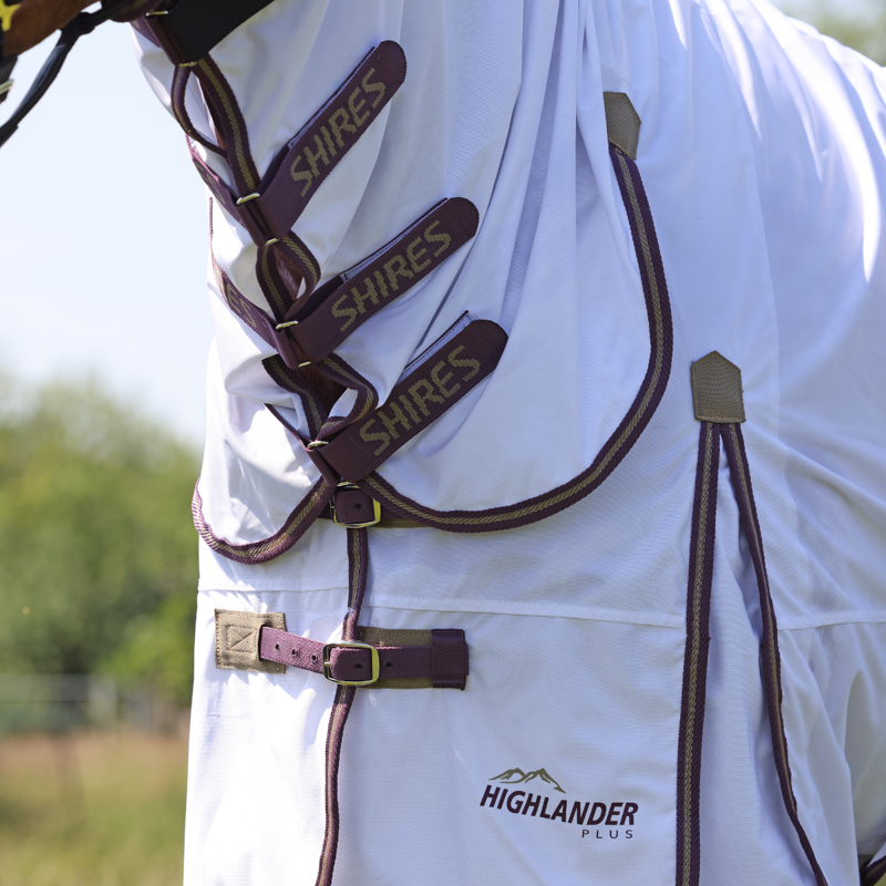 Shires Highlander Plus Fly Sheet Combo Rug - White/Black Cherry-5