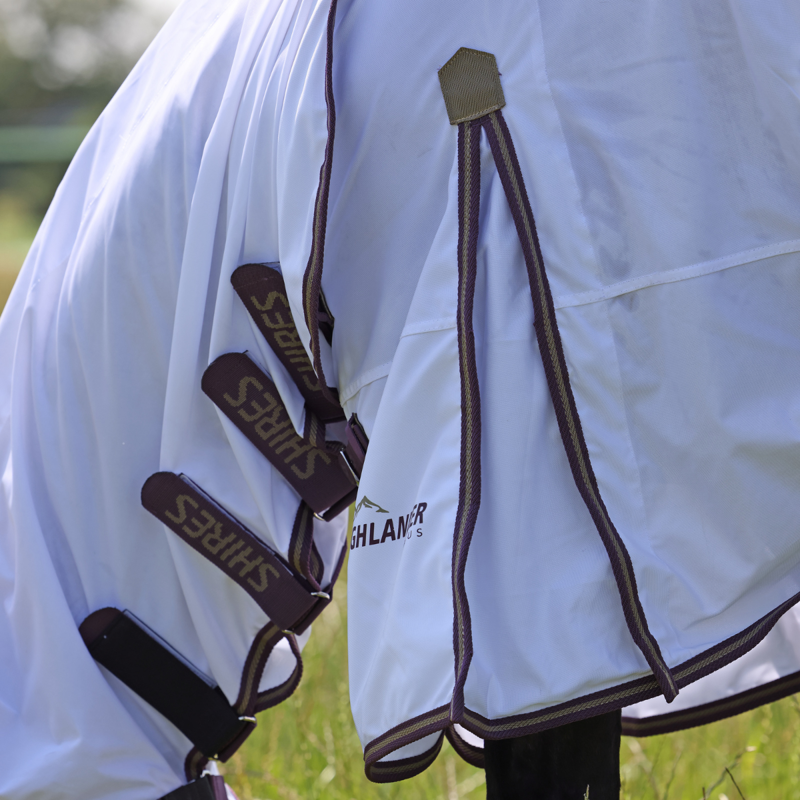Shires Highlander Plus Fly Sheet Combo Rug - White/Black Cherry-6