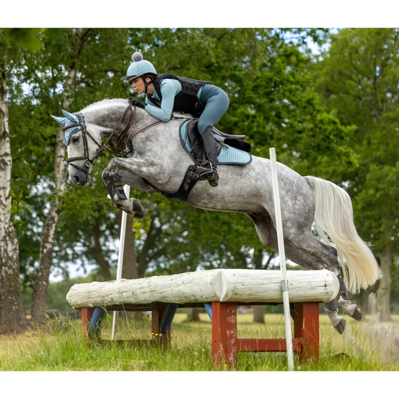 LeMieux Suede Close Contact Square - Glacier-3