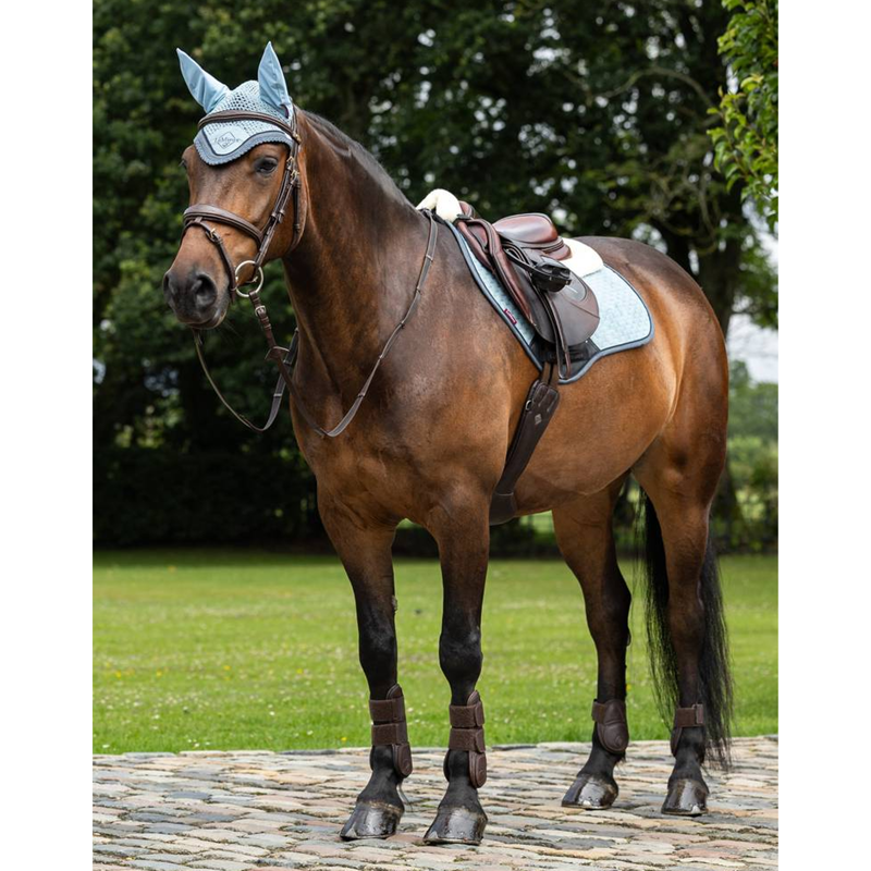 LeMieux Merino+ Suede Close Contact Square - Glacier-1