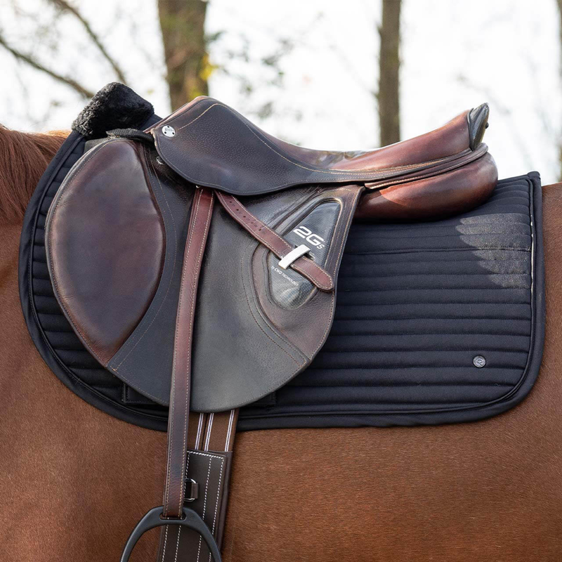 QHP Saddlepad Avélie All Purpose - Black-3