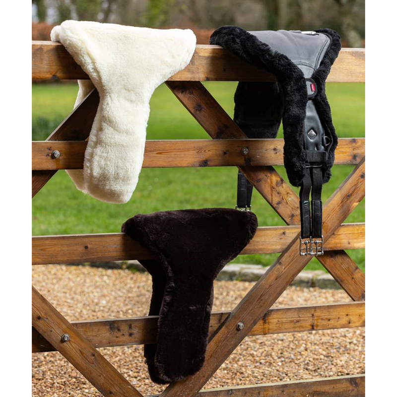 LeMieux Merino+ Anatomic Long Stud Girth Cover - Brown-4