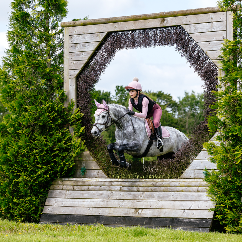LeMieux Suede GP Square - Blossom-9