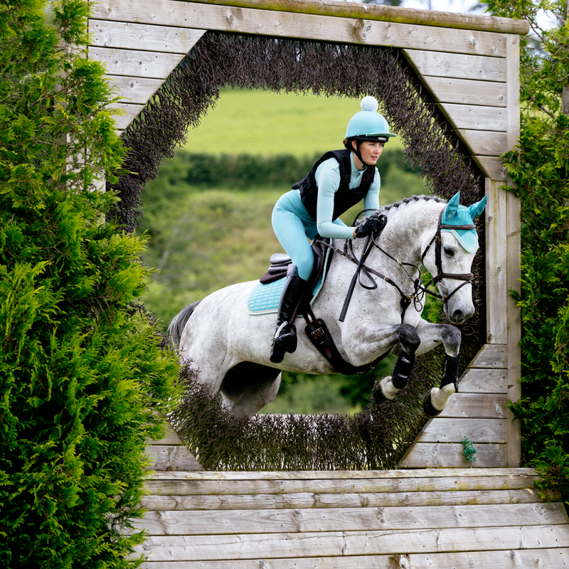 LeMieux Suede Close Contact Square - Lagoon-12