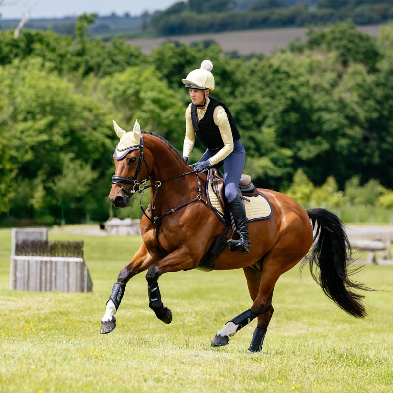 LeMieux Suede Close Contact Square - Mimosa-8