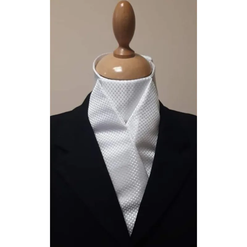ShowQuest Ready Tied Vintage Stock - Devises White