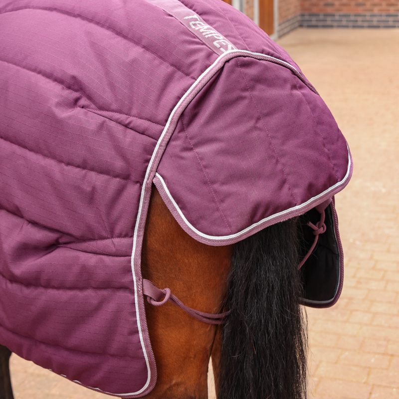 Shires Tempest Original 300 Stable Rug - Burgundy-4