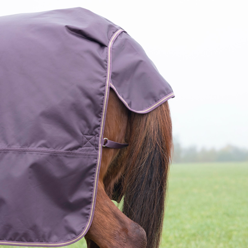 Shires Typhoon 100 Turnout Rug - Black Cherry-3
