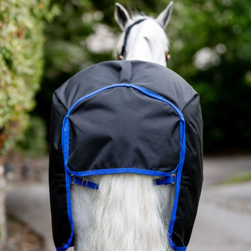 Horseware Amigo Ripstop 900D  Light 100g Turnout Rug - Black/Classic Blue-3