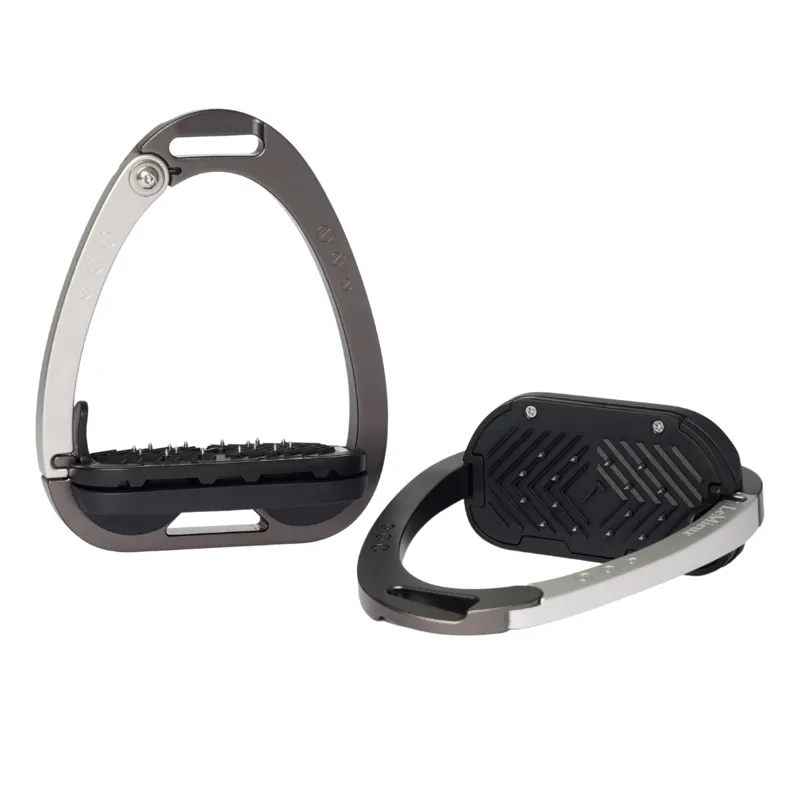 LeMieux Vector Balance Stirrup - Carbon/Silver
