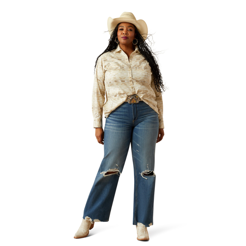 Ariat Women's  Billie Jean Western Shirt - Sandstone Southwest Print-5