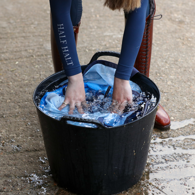 Equilibrium Quick Chill Cool Rug with Detachable Neck - Light Blue-10