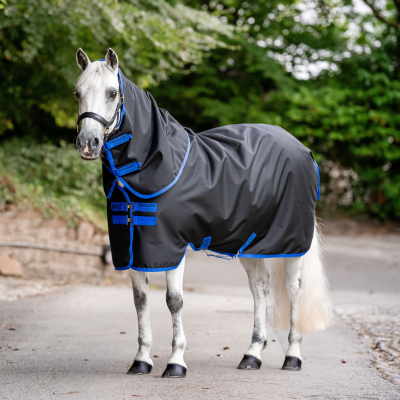 Horseware Amigo Ripstop 200g 900D Plus Pony Turnout Rug - Black/Classic Blue