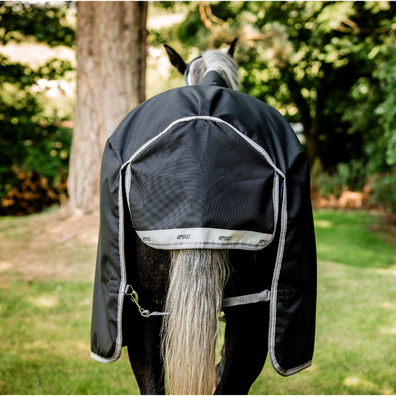 Horseware Amigo 1200D Wug Turnout Rug 150g - Black/Titanium Grey Silver-4