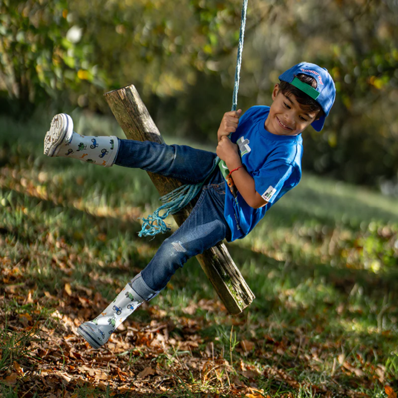 Tractor Ted and Midge T-Shirt-2