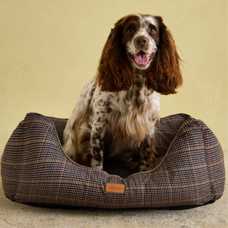 Joules Henson Check Box Bed-2