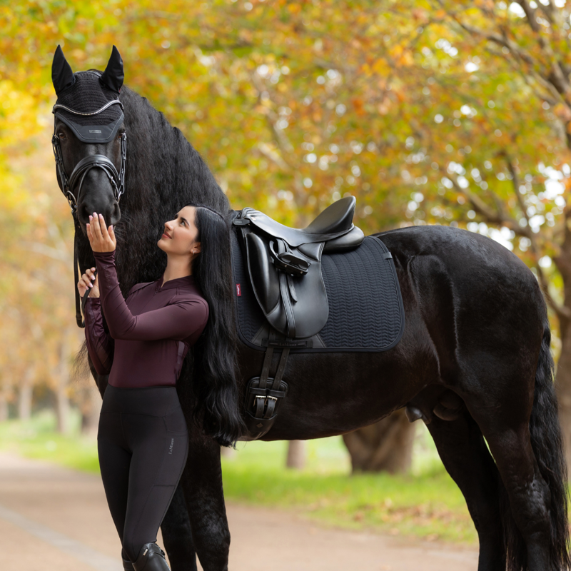 LeMieux Essence Dressage Square - Black-2