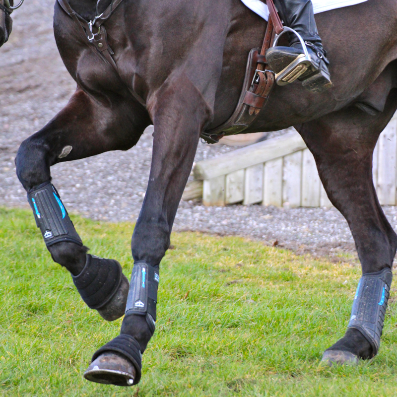 Veredus E-Vento Cross Country Boot - Front - Black-4