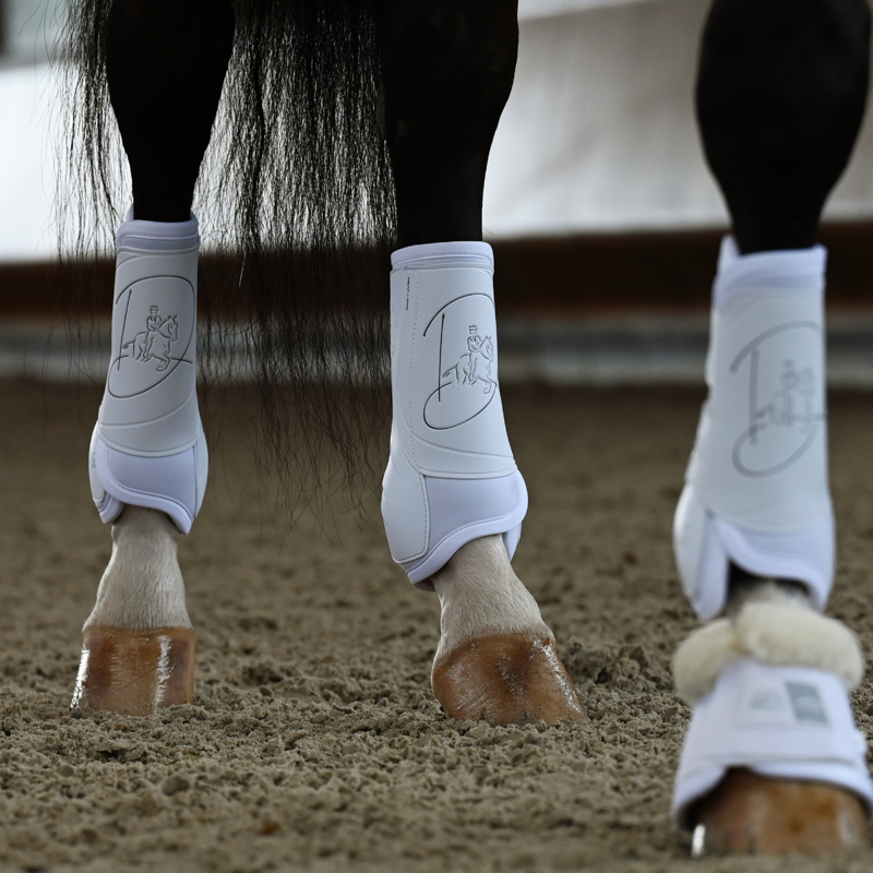 Veredus Absolute Rear Velcro Dressage Boot - White-1