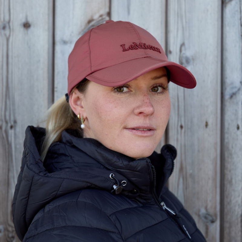LeMieux x Sealskinz Waterproof Foldable Peak Cap - Pink-1