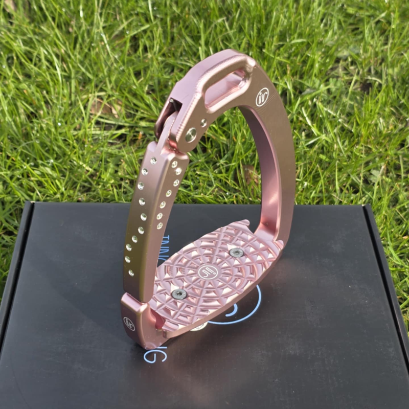 Innova Riding Trilogy Swarovski Stirrups - Pink/Crystal