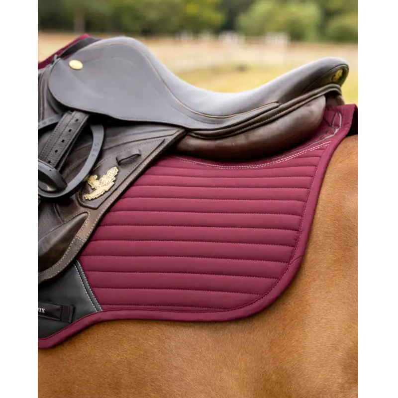 LeMieux Soft Shell Anti Slip Close Contact Square - Burgundy-3