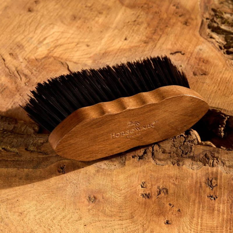 Horseware Signature Soft Flick Brush - Wood/Natural Fibres