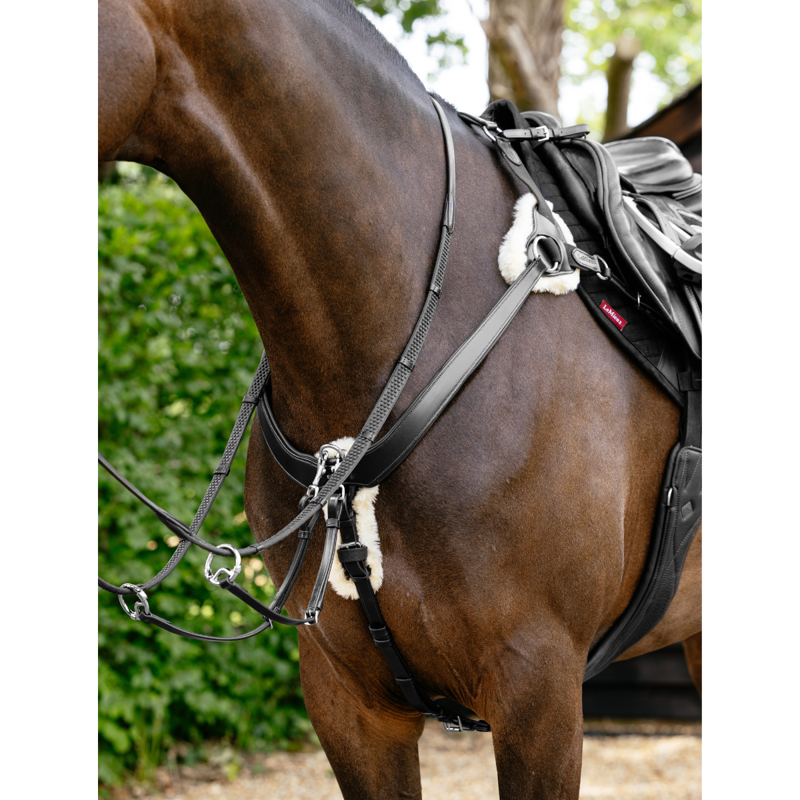 LeMieux Kudos 5 Point Bridge Breastplate - Black-1
