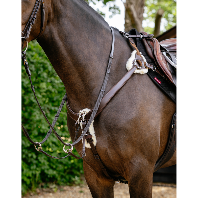 LeMieux Kudos 5 Point Bridge Breastplate - Havana-1
