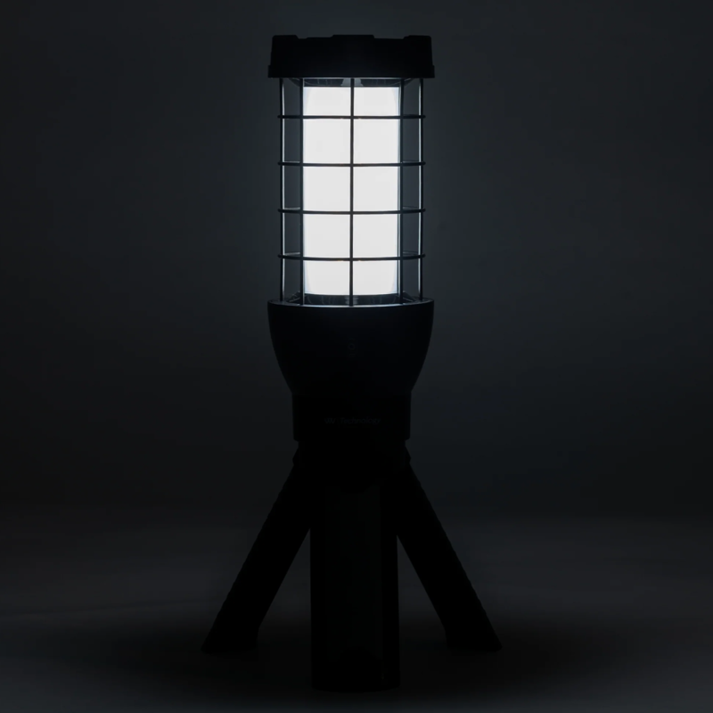 Woof Wear Rechargeable Tripod Lantern-4