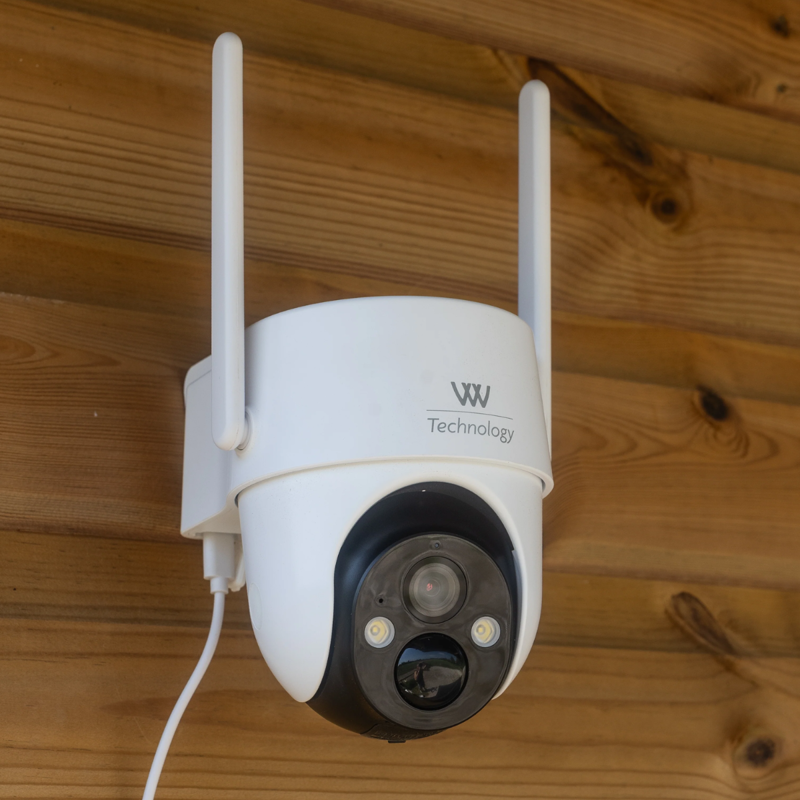 Woof Wear 4G Yard and Stable Camera - White