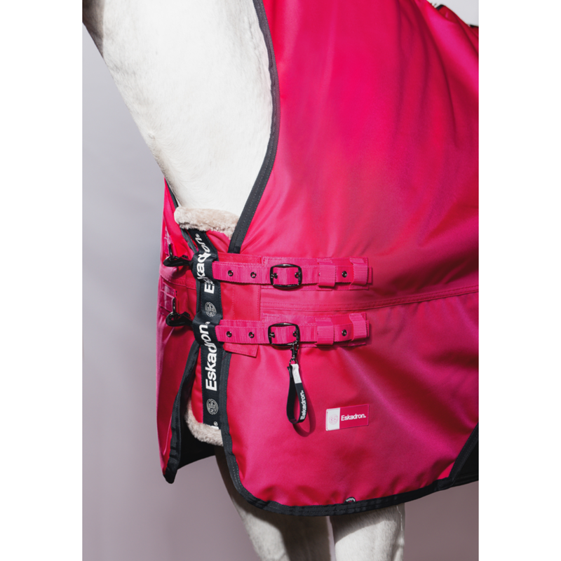 Eskadron BETA 1680D 50g Turnout Rug - Lipstick-1