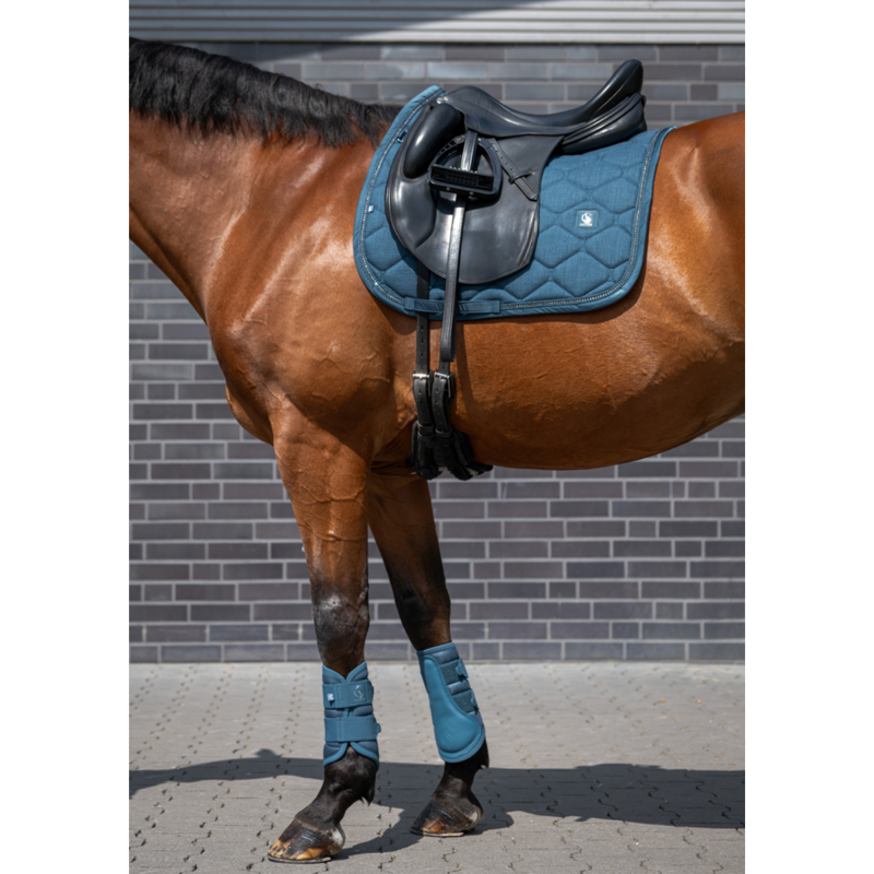 Eskadron Boucle Crystal Saddlecloth Classic Sports SS26 - Ocean-4