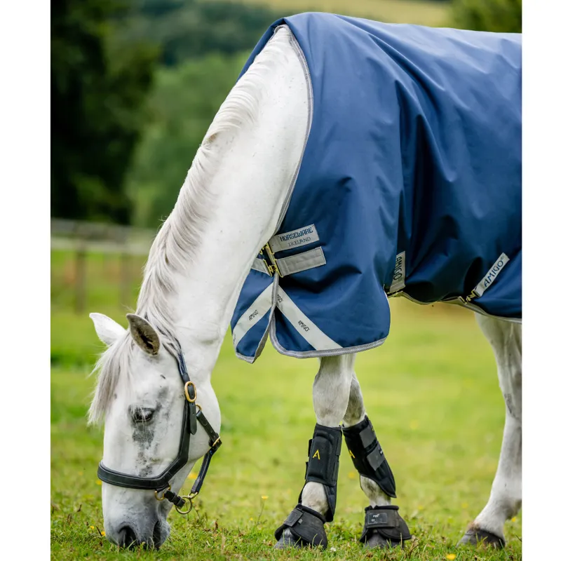 Horseware Amigo Bravo 12 Original Medium 250g Turnout Rug - Navy/Titanium Grey Silver-1