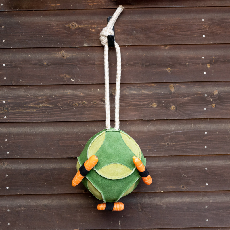Hy Equestrian Stable Toy - Brussel Sprout-1