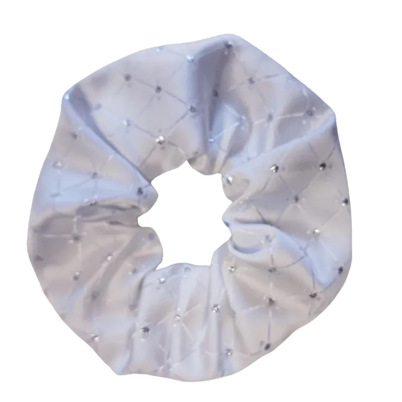 ShowQuest Scrunchie - Vintage Samlesbury White