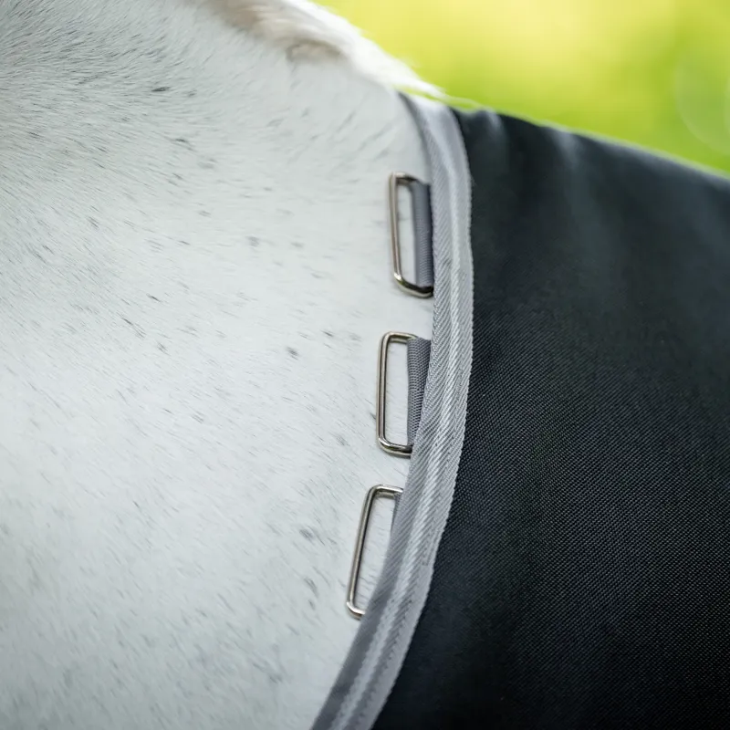 Horseware Amigo Bravo 12 Original Med 250g Turnout Rug - Black/Titanium Grey Silver-5