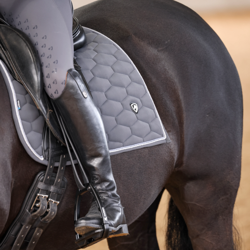 Shires Arma Eltar Dressage Saddlecloth - Grey-2