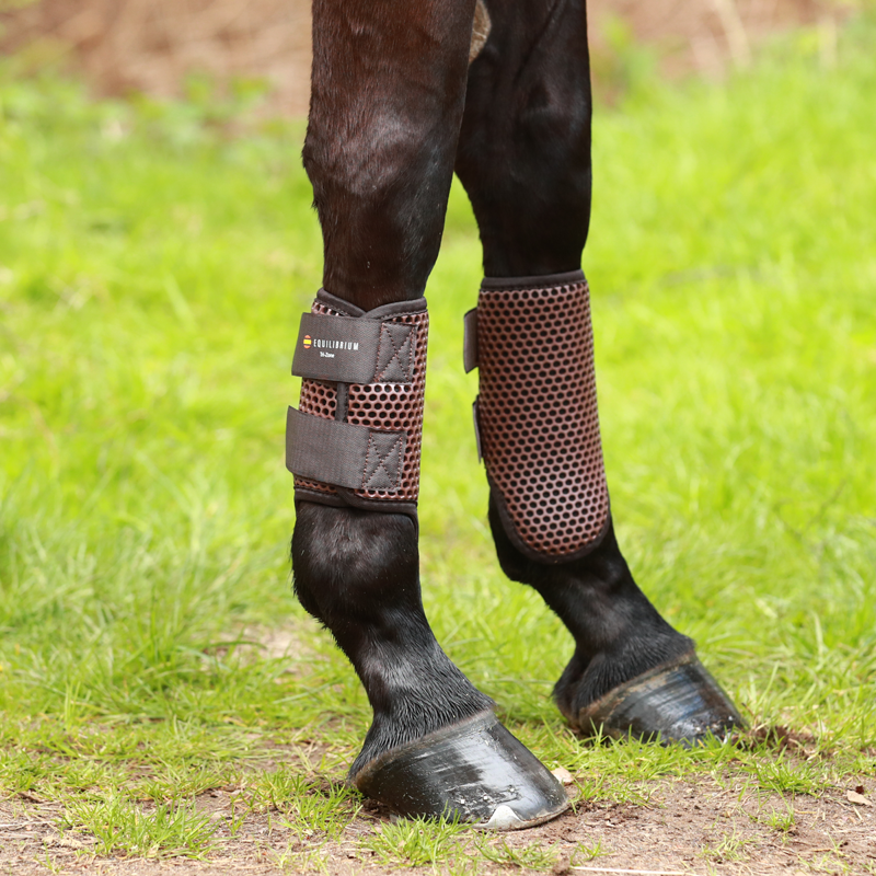 Equilibrium Tri-Zone Brushing Boots - Brown-1