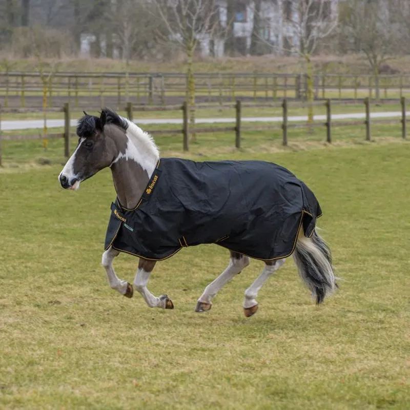 Bucas Irish Turnout 150g Mediumweight Turnout Rug - Black/Gold