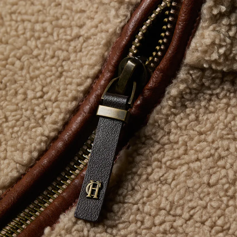 Holland Cooper Country Fleece Gilet - Natural Borg-6