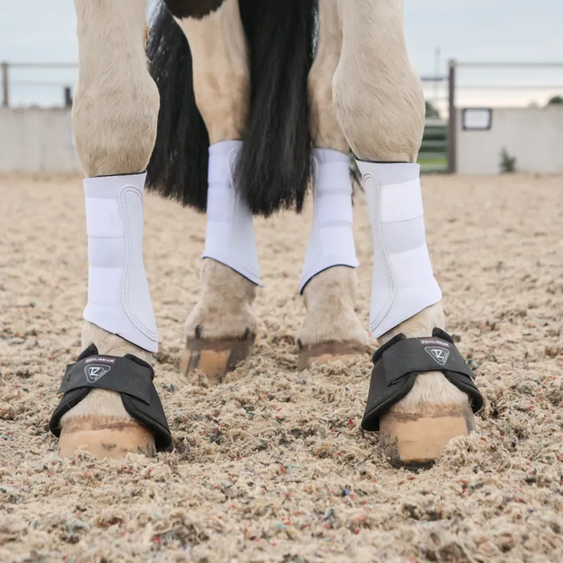 Equilibrium Tri-Zone Brushing Boots - White -2