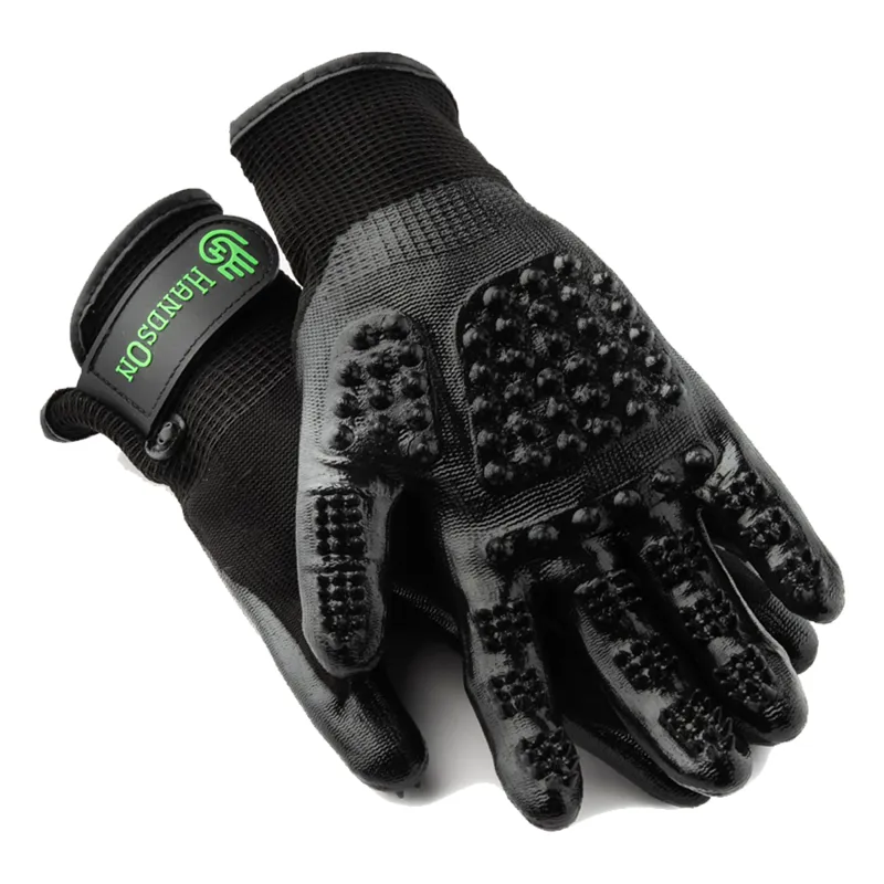 HandsOn Grooming Gloves
