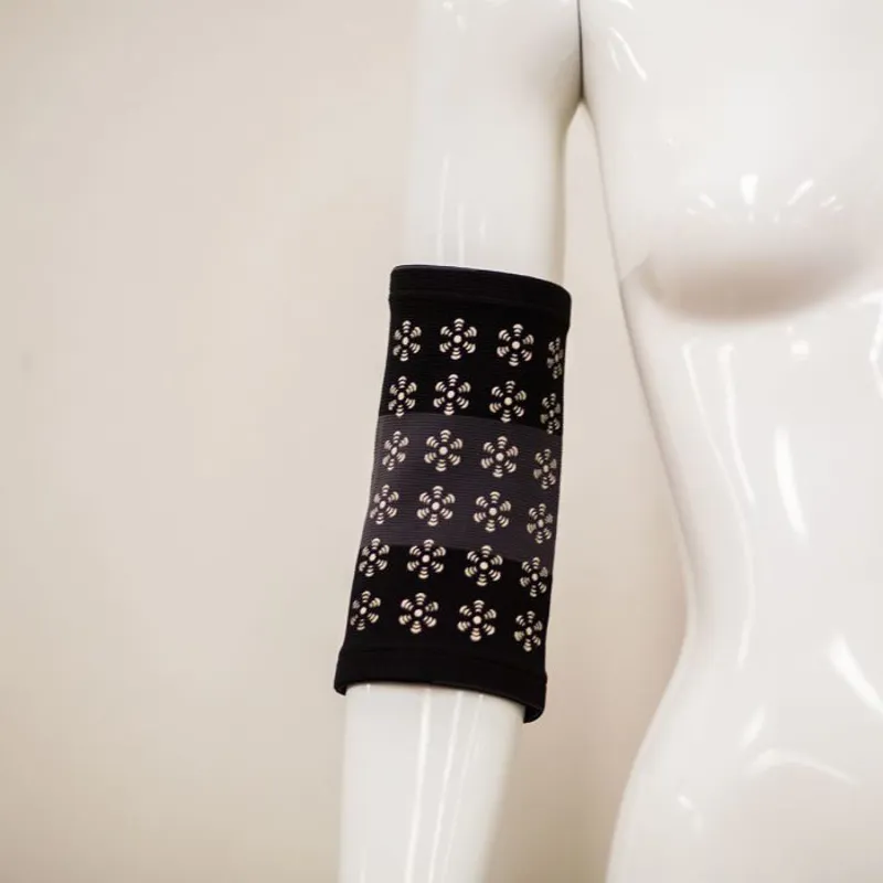 Horseware Rambo Ionic Elbow Support - Black-2